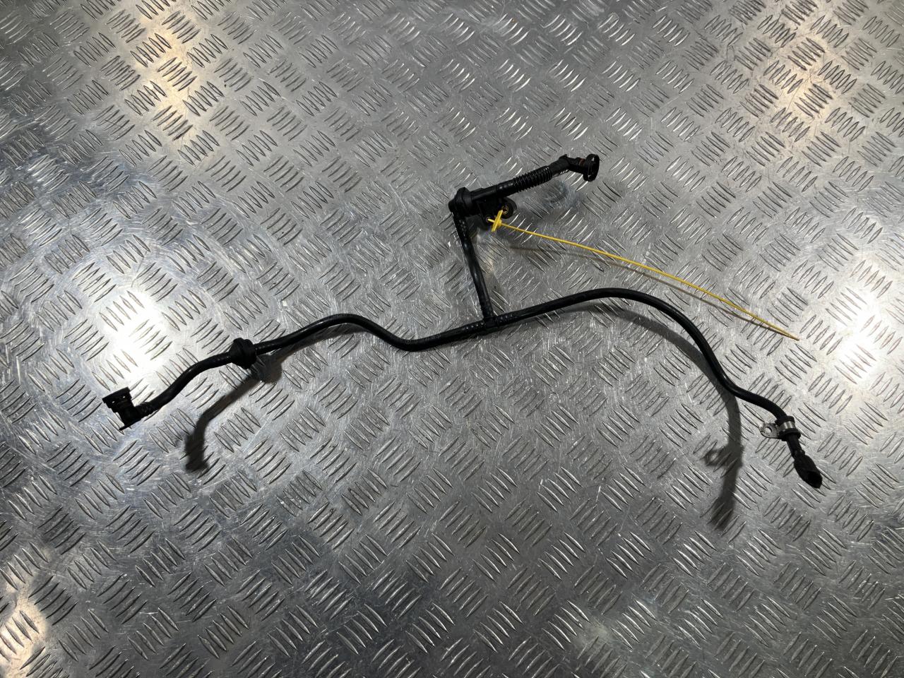 патрубок (трубопровод, шланг) Mercedes-Benz GL-Класс X166 2012, 4.7 л., M 278.928, бензин, АКПП, внедорожник 5 дв., A2780103403 - фото №1