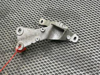 кронштейн КПП Audi A8 D4/4H 2012, 4.2 л., CDRA, бензин, седан, 4H0399114E