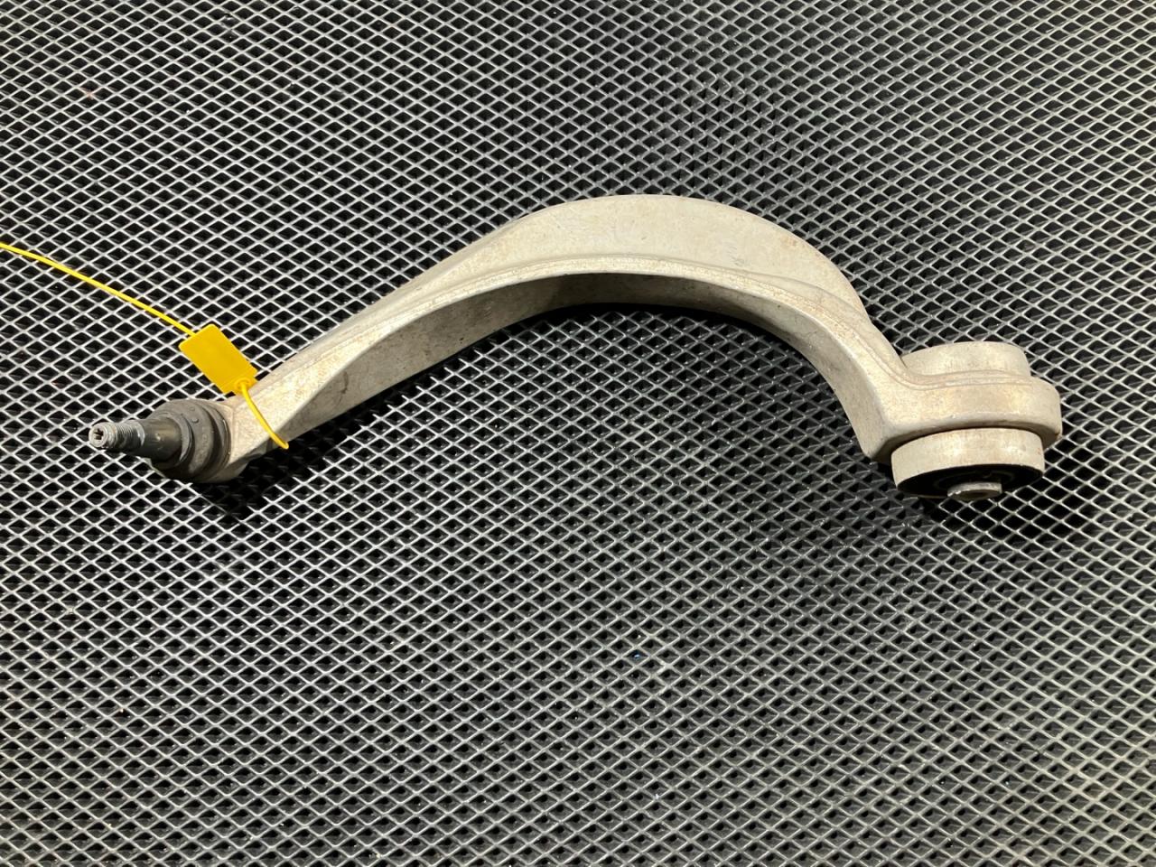 рычаг передний правый Audi A8 D4/4H 2012, 4.2 л., CDRA, бензин, АКПП, седан, 4H0407694F - фото №1