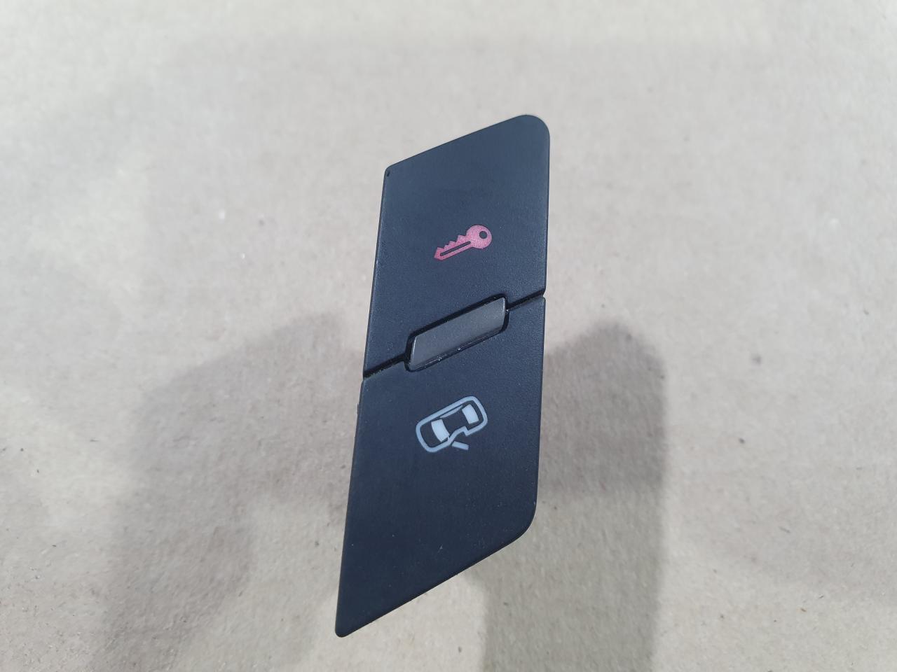 кнопка центрального замка Audi A6 4F/C6 2007, 3.2 л., BKH, бензин, АКПП, седан, 4F2962107 - фото №1