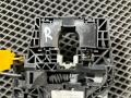 скелет ручки двери передней правой Audi Q7 4L 2008, 4.2 л., BAR, бензин, АКПП, внедорожник 5 дв., 4L0839886, 4L0839886A, 4L0839886H, 4L0839886F, 4L0839886F, 4L0839886J - фото №9