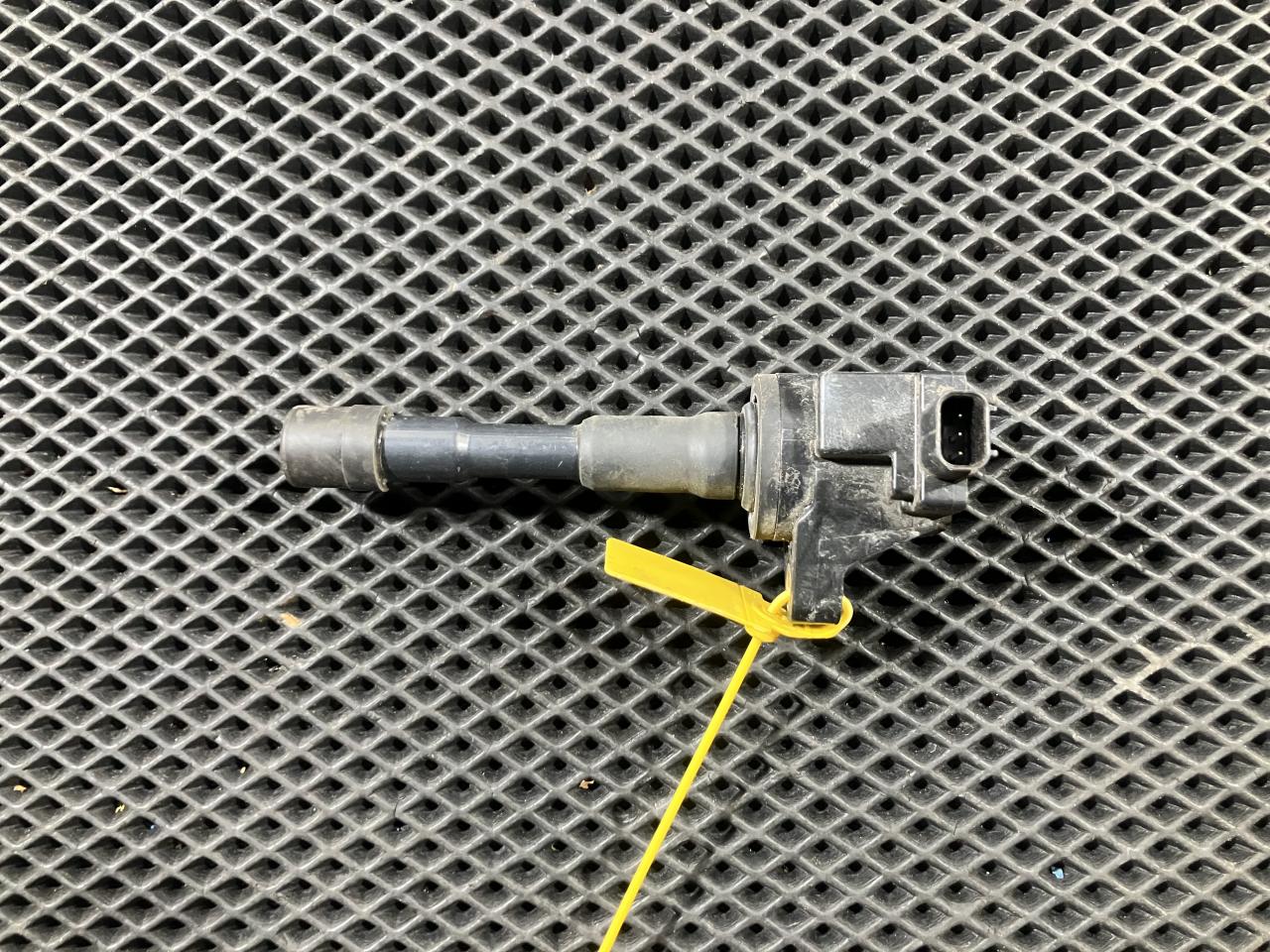 катушка зажигания Honda Insight 2 поколение 2009, 1.3 л., LDA3, бензин, CM11-118, 30521RBJ003 - фото №1