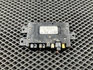 усилитель антенны Audi A8 D2/4D [рестайлинг] 2001, 4.2 л., AQF, бензин, 4D0035530C