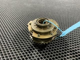 фазорегулятор Lexus LS 4 поколение 2007, 4.6 л., 1UR-FSE, бензин, АКПП, седан, 13050-38020