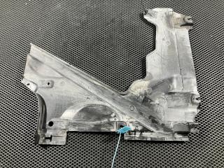 защита днища Audi A5 F5 2017, 2.0 л., бензин, АКПП, купе, 8W6825216