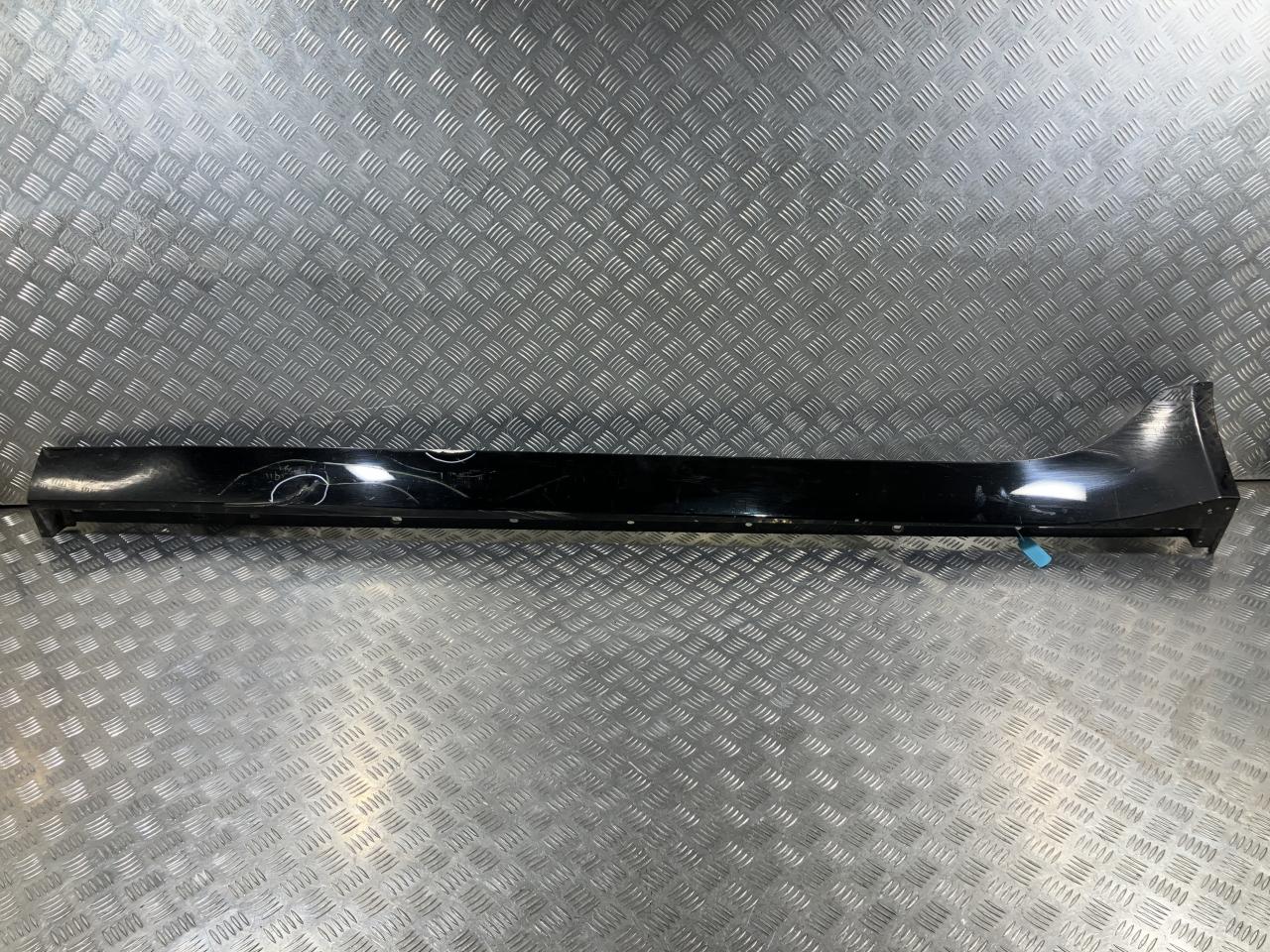 накладка на порог Jaguar XE 1 поколение X760 2016, 3.0 л., бензин, АКПП, GX73101D57AF, T4N18963LML, T4N13183LML, T4N13771LML, T4N4932LML, T4N18963, T4N13183, T4N13771, T4N4932 - фото №1