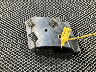 Крепление бампера заднего Audi A8 D2/4D [рестайлинг] 2001, 4.2 л., AQF, бензин, 4D0807571A