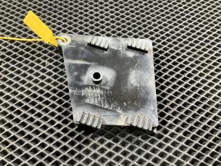 Крепление бампера переднего Audi A8 D2/4D [рестайлинг] 2001, 4.2 л., бензин, седан, 4D0807253L