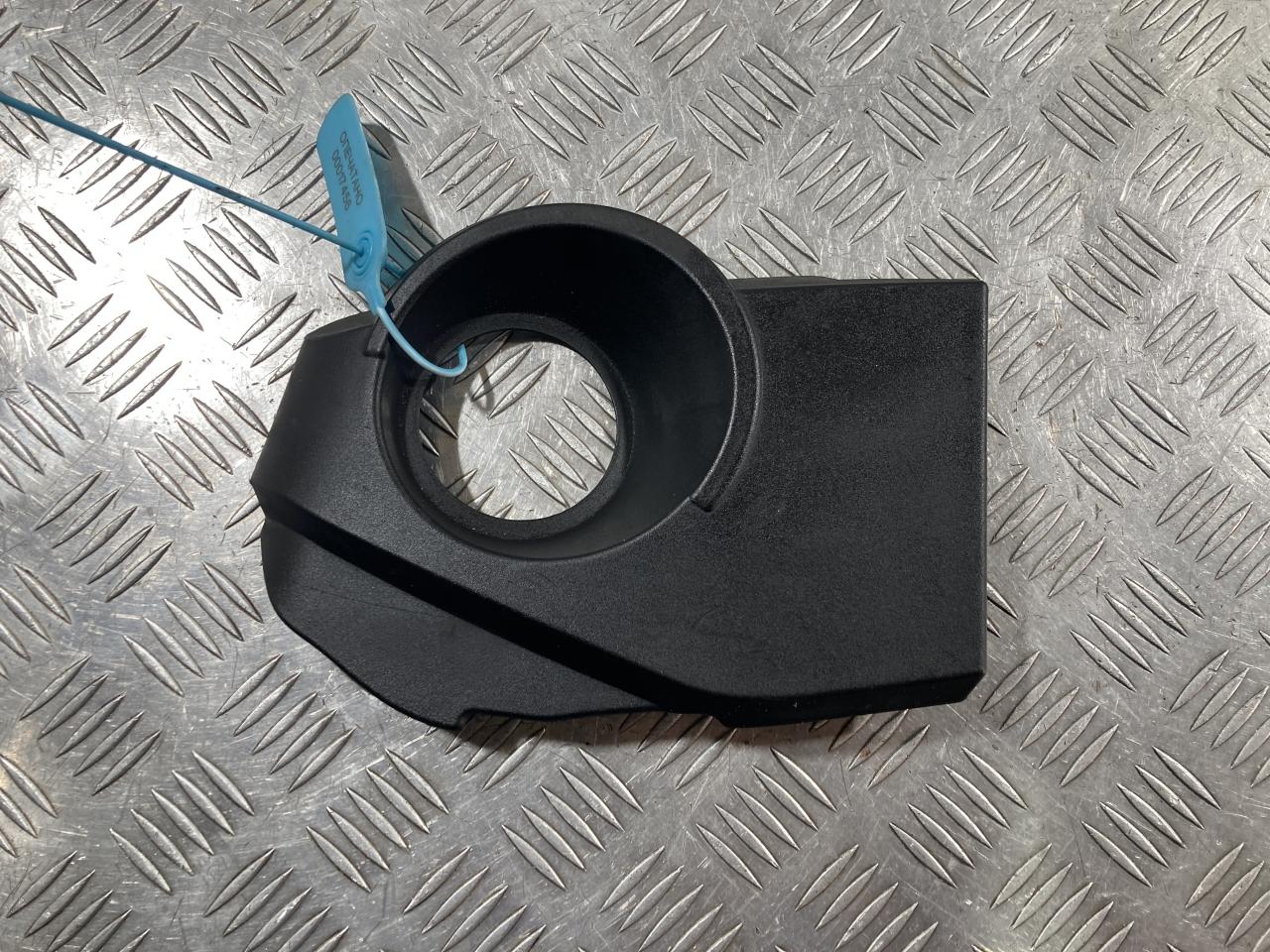 декоративная крышка двигателя Mercedes-Benz GL-Класс X166 2013, 4.7 л., M 278.928, бензин, АКПП, внедорожник 5 дв., A2780100367 - фото №1