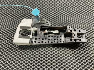 скелет ручки двери передней левой Audi A7 4G 2012, 4.2 л., CDRA, бензин, АКПП, седан, 4H1837885