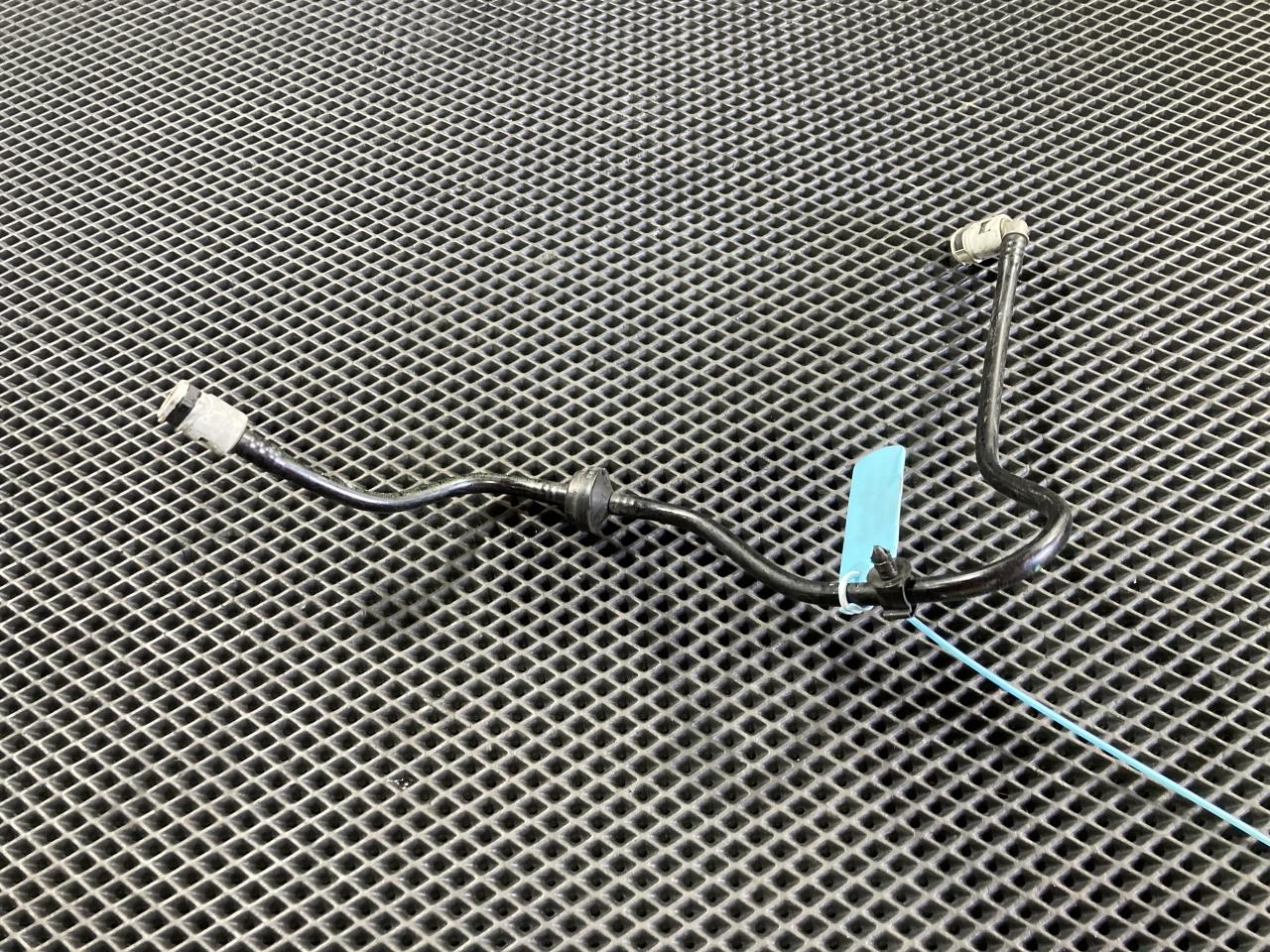 трубка вакуумная усилителя тормозов Jaguar XE 1 поколение X760 2016, 3.0 л., бензин, АКПП, седан, GX739C491CC - фото №1