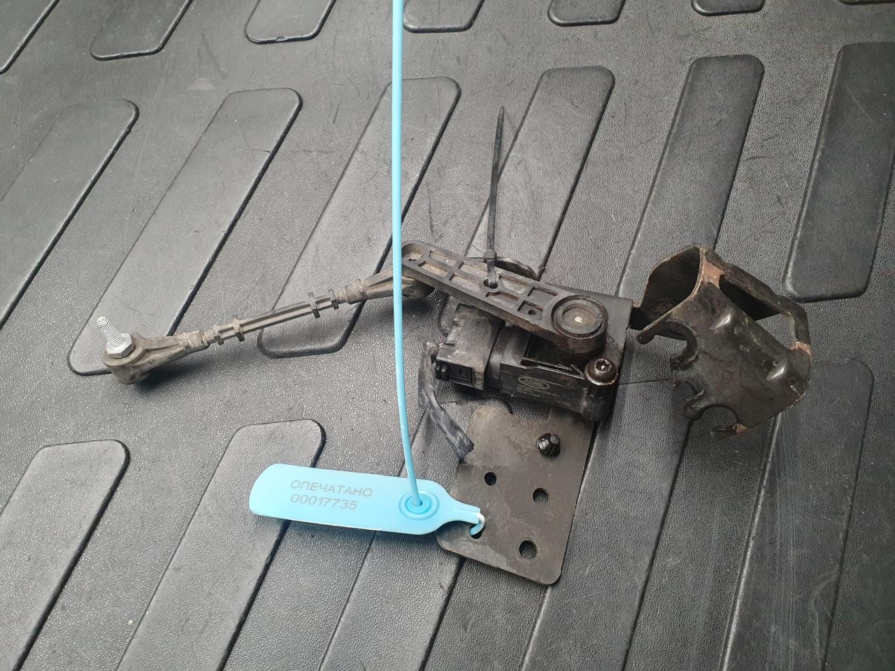 датчик дорожного просвета Land Rover Range Rover Sport 2 поколение 2014, 5.0 л., 508PS, бензин, АКПП, внедорожник 5 дв., CPLA3C301AD, CPLA3D026BA, LR033330, LR033257 - фото №1