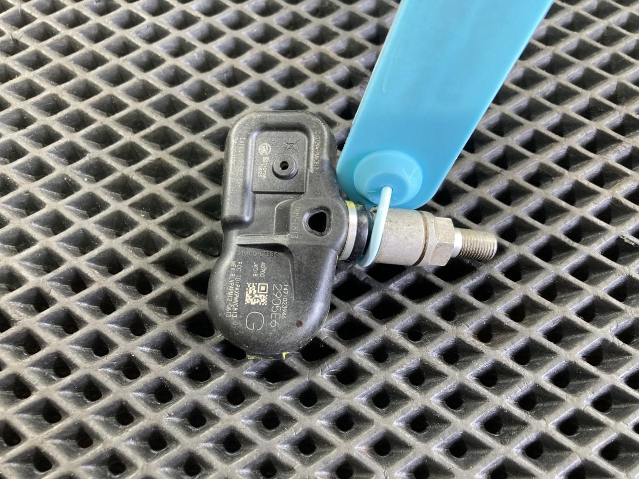 датчик давления в шине Infiniti FX35 2 поколение 2011, 5.0 л., VK50VE, бензин, АКПП, хетчбэк 5 дв., 40700JK01B, PAXPMVC813 - фото №1