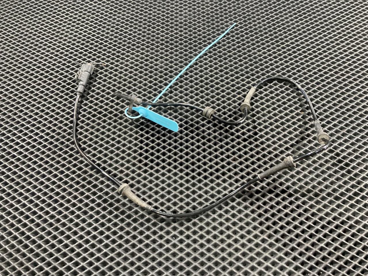 датчик ABS Land Rover Range Rover Sport 2 поколение 2014, 3.0 л., 306PS, бензин, внедорожник 5 дв., CPLA2C204AB, LR033461 - фото №1