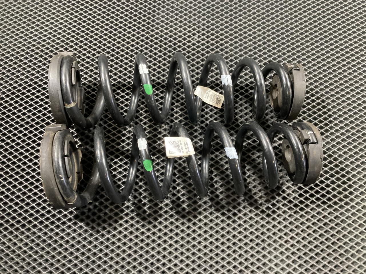 пружина задняя Kia K5 3 поколение 2020, 1.6 л., G4FP, бензин, АКПП, 55335L3110 - фото №1