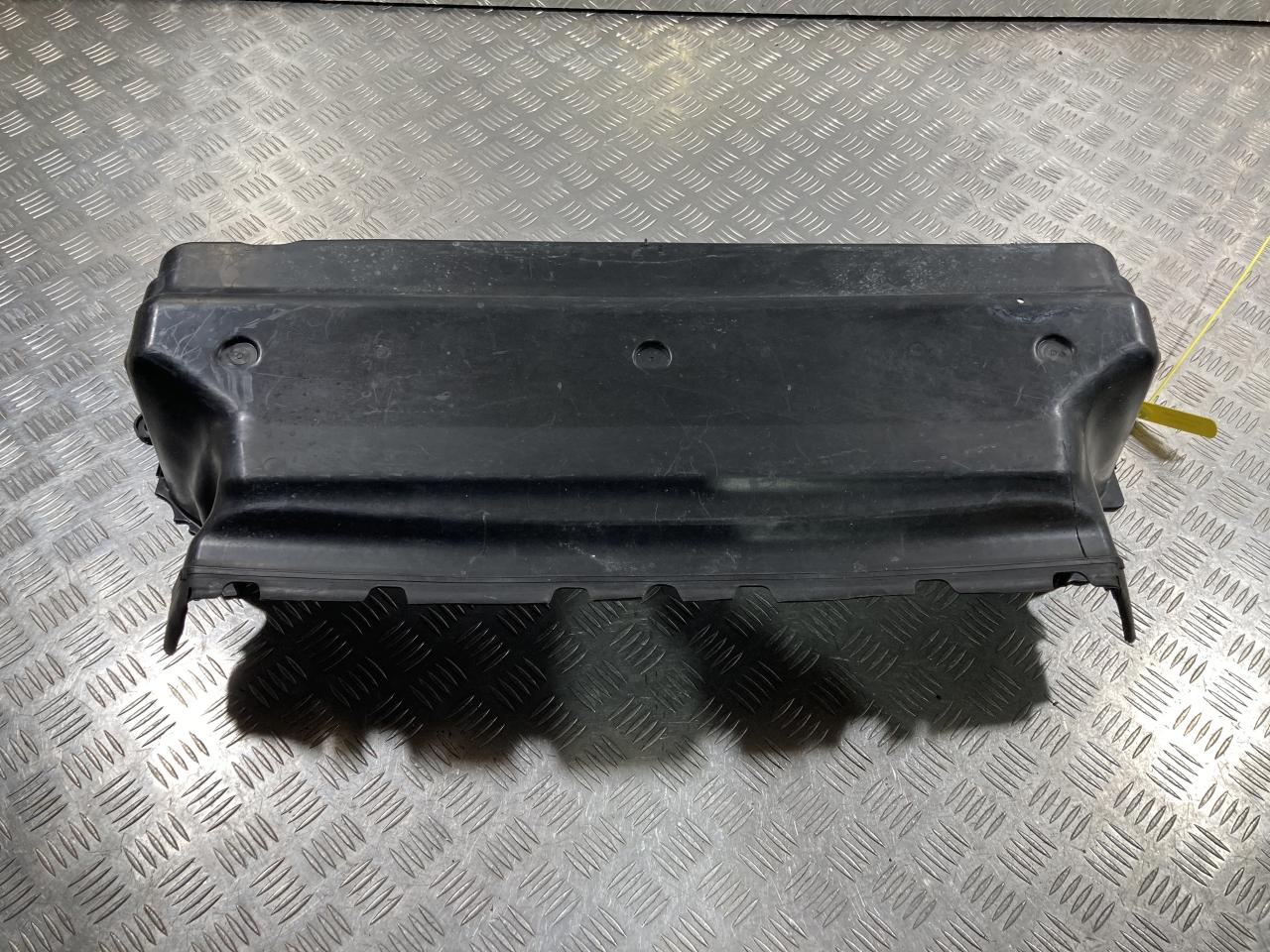 воздуховод (дефлектор) радиатора Jaguar XJ 4 поколение 2012, 5.0 л., 508PS, бензин, АКПП, седан, AW938A095AD, C2D5687 - фото №1