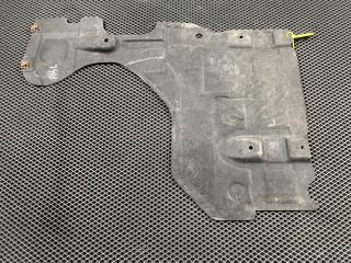 защита днища Audi A8 D4/4H 2012, 4.2 л., CDRA, бензин, АКПП, седан, 4H04H4825213C, 4H0825213C, 4H4825213C