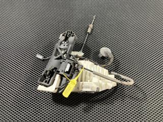 замок двери передней правой Mercedes-Benz S-Класс W221 2008, 5.5 л., M 273.961, бензин, седан, A2217201635, A2217201635, A2217205835, A2217207835