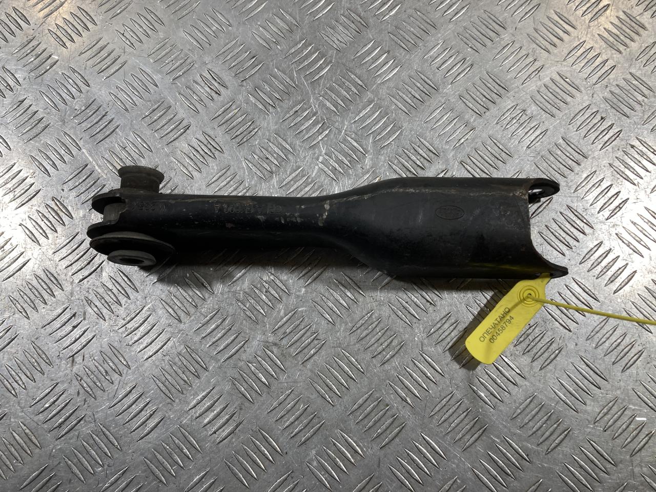 рычаг задний правый Land Rover Range Rover Sport 2 поколение 2013, 5.0 л., 508PS, бензин, АКПП, внедорожник 5 дв., DPLA-5K976-AD, CPLA-5K898-A, LR118365, LR048091 - фото №1