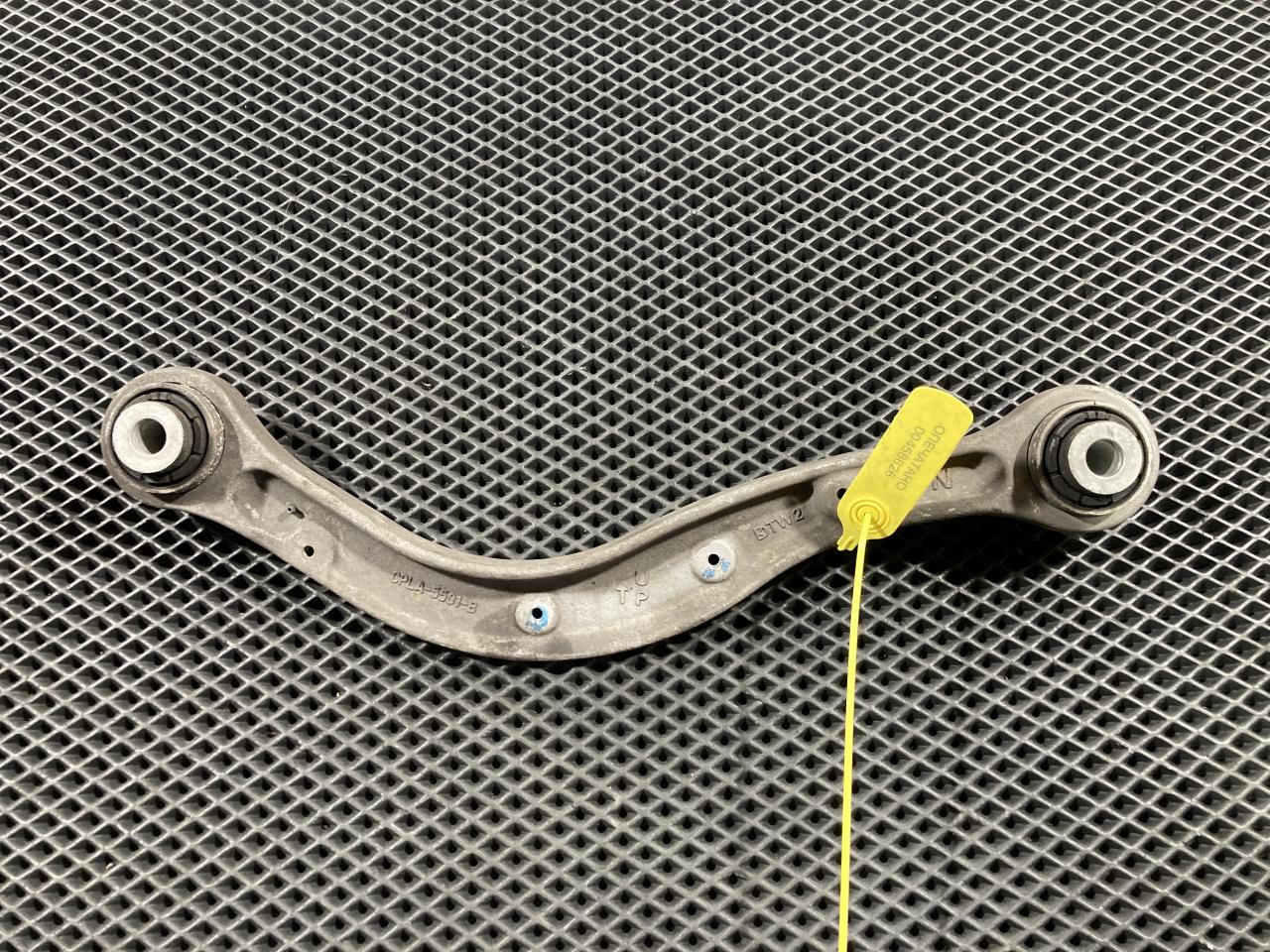 рычаг задний правый Land Rover Range Rover Sport 2 поколение 2016, 5.0 л., 508PS, бензин, АКПП, внедорожник 5 дв., CPLA-5501-B, CPLA2A669AC, LR037690, LR139241, LR172512 - фото №1