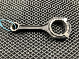 шатун Mercedes-Benz E-Класс W211/S211 [рестайлинг] 2008, 3.5 л., M 272.972, бензин, АКПП, седан, A2730300820, A2730300620