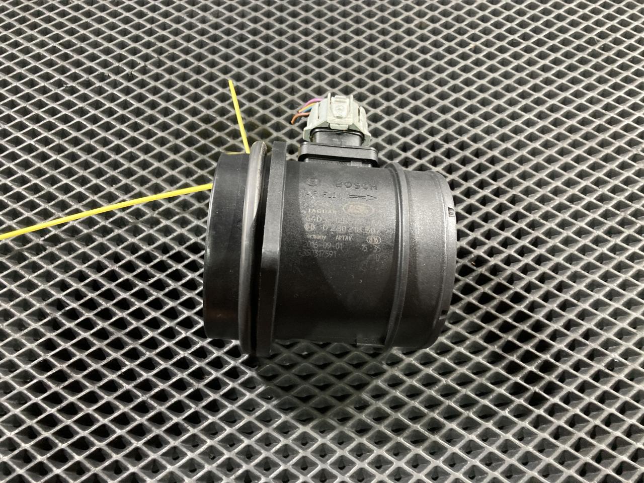 расходомер воздуха Land Rover Range Rover Sport 2 поколение 2016, 3.0 л., 306DT, дизель, АКПП, внедорожник 5 дв., G4D312B579AA, LR071914, T2H7707, 0280218307 - фото №1