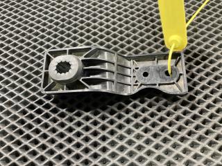 кронштейн радиатора Jaguar XE 1 поколение X760 2017, 2.0 л., бензин, АКПП, седан, T2H25176, GX738K336AD, T2H44757