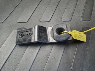 кронштейн радиатора Jaguar XE 1 поколение 2017, 2.0 л., бензин, АКПП, седан, GX738K337AE, T2H25177