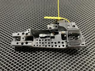 скелет ручки двери передней правой Audi A8 D4/4H 2012, 4.2 л., CDRA, бензин, АКПП, седан, 4H0837886