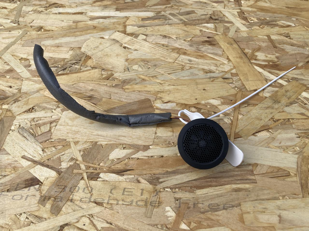 динамик торпедо Jaguar F-Pace 1 поколение 2019, 3.0 л., бензин, АКПП, внедорожник 5 дв., DH5218808AA, T4N3828 - фото №1