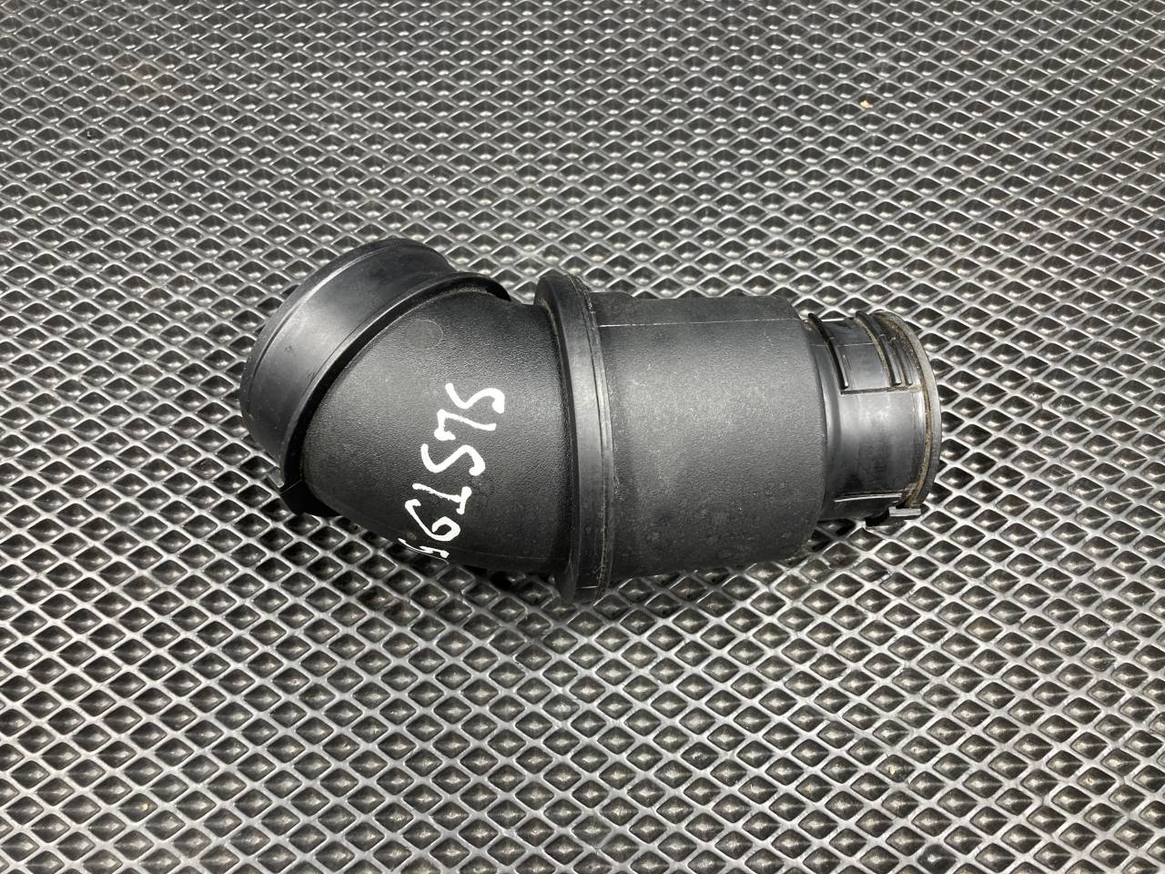 патрубок воздушного фильтра Kia K5 3 поколение 2020, 1.6 л., G4FP, бензин, АКПП, 28139L2400 - фото №1