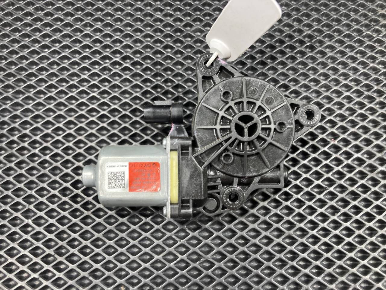 моторчик стеклоподъемника задний правый Kia K5 3 поколение 2020, 1.6 л., G4FP, бензин, АКПП, 83460L3000 - фото №1