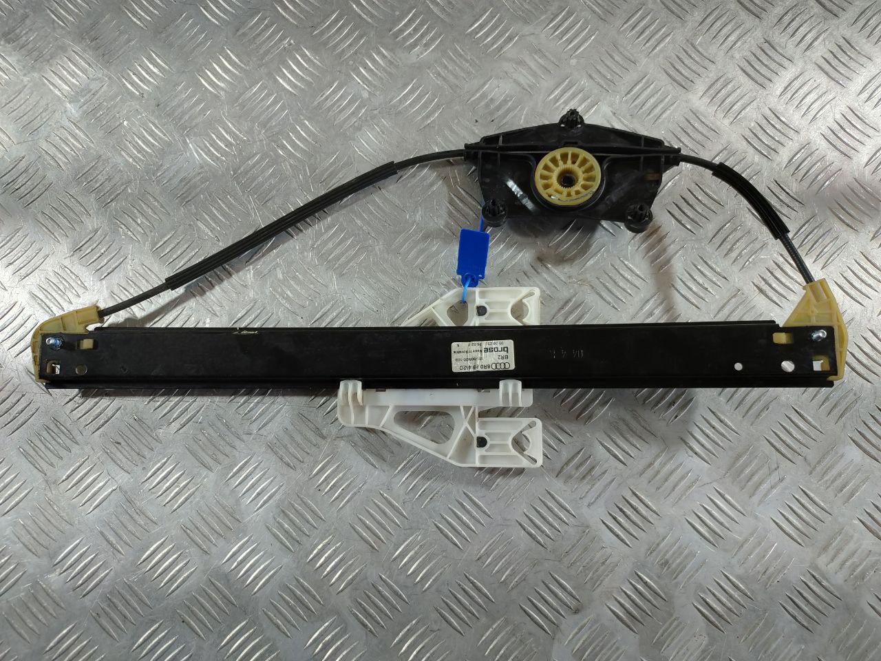 стеклоподъемник задний правый Audi Q5 8R 2011, 3.2 л., CALB, бензин, АКПП, внедорожник 5 дв., 8R0839462D, 8R0839462B, 8R0839462E - фото №1