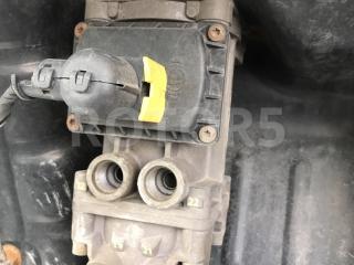 кран главный тормозной Mercedes-Benz Actros 4 поколение (MP4) 2013, 12.8 л., OM 471.909, дизель, АКПП, A0044311506