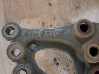 кронштейн реактивной тяги правый Mercedes-Benz Actros 4 поколение (MP4) 2013, 11.9 л., дизель, АКПП, A9603253109