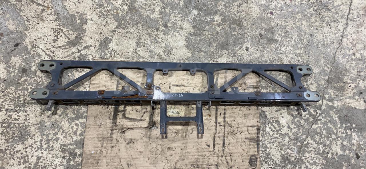 траверса поперечная рамы DAF CF-series 1 поколение 2014, 10.8 л., MX-11, дизель, АКПП, белый, правый руль - фото №1