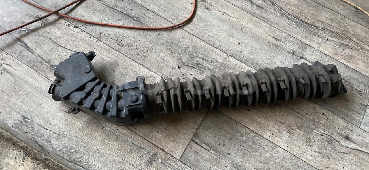 кожух электропроводки DAF CF-series 1 поколение 2014, 10.8 л., MX-11, дизель, АКПП, белый, правый руль, 1864720, 1866030 - фото №1