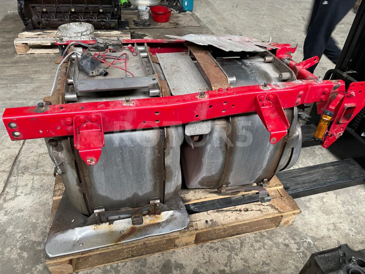 глушитель (катализатор) DAF XF 106 1 поколение 2015, 12.9 л., MX-13 340, дизель, МКПП, правый руль, 1940705 - фото №1