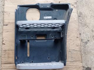 ступеньки кабины левое Scania P 5 поколение 2011, 11.7 л., DC 12.15, дизель, АКПП, правый руль, 1854227