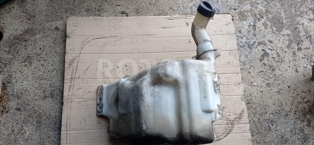 бачок омывателя Scania P 5 поколение 2011, 11.7 л., DC 12.15, дизель, АКПП, правый руль, 1854255 - фото №1