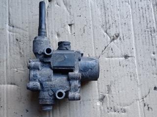 кран распределительный DAF CF-series 1 поколение 2009, 12.9 л., MX 300, дизель, АКПП, красный, правый руль, 4721950160