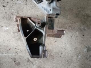 кронштейн усилителя переднего бампера нижний Scania P 5 поколение 2011, 11.7 л., DC 12.15, дизель, АКПП, правый руль, 1431602