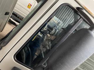 стекло двери передней левой DAF XF 105 1 поколение 2012, 12.9 л., MX 340, дизель, АКПП, белый