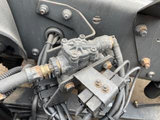 кран распределительный Mercedes-Benz Actros 3 поколение (MP3) 1848LS 2009, 11.9 л., OM 541.978, дизель, АКПП, чёрный, 4721950160, 0044296544