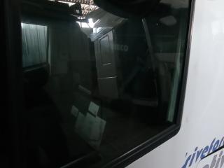 стекло двери передней левой IVECO Stralis 3 поколение 2013, 11.1 л., F3GFE611/460, дизель, АКПП, белый, правый руль, 43R000015