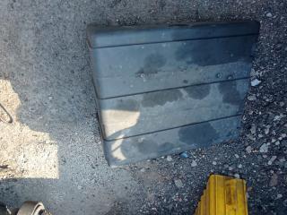 крышка аккумулятора IVECO Stralis 3 поколение 2013, 11.1 л., F3GFE611/460, дизель, АКПП, белый, правый руль, 98474429