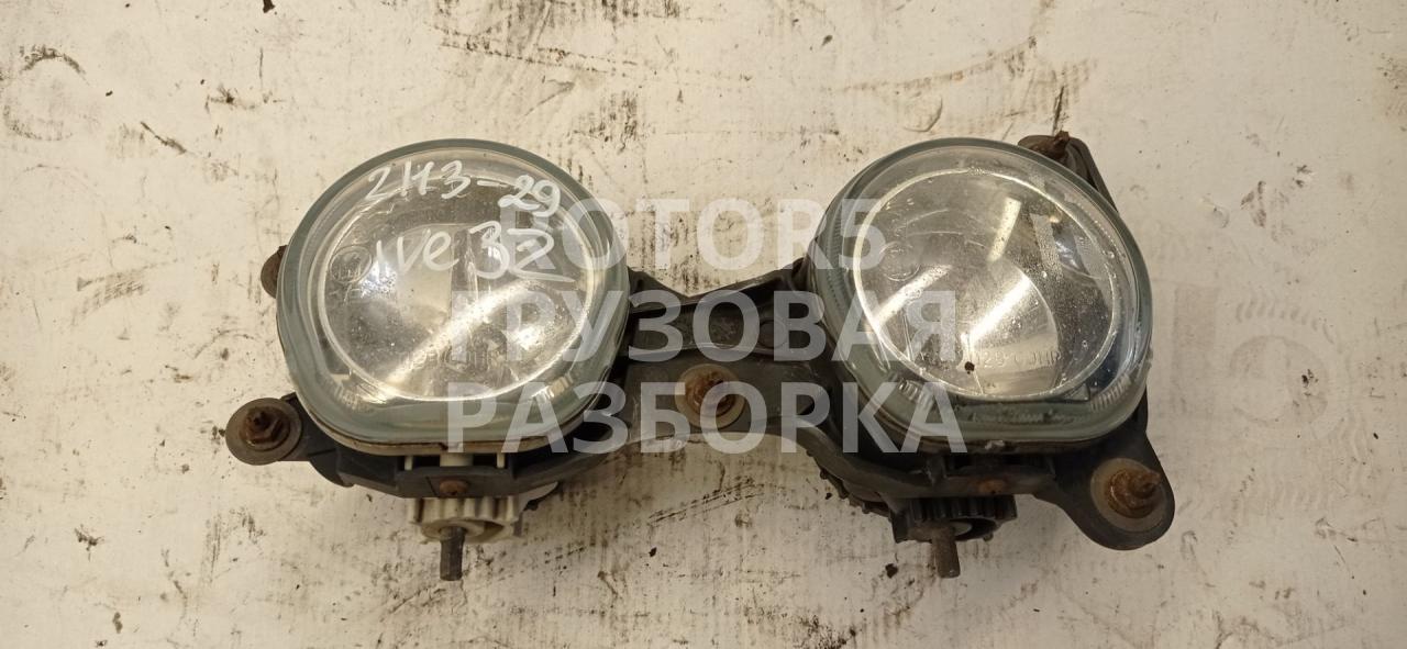 фара противотуманная IVECO Stralis 3 поколение 2013, 11.1 л., F3GFE611/460, дизель, АКПП, белый, правый руль, 504181095, 504181096 - фото №1