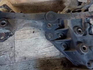 кронштейн рамы передний правый Scania P 5 поколение 2008, 11.7 л., DC 12.15, дизель, АКПП, 1727271