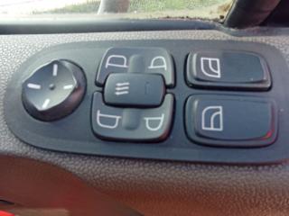 блок управления стеклоподъемниками DAF CF-series 1 поколение 2009, 12.9 л., MX 300, дизель, АКПП, красный, правый руль