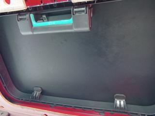 люк DAF CF-series 1 поколение 2009, 12.9 л., MX 300, дизель, АКПП, красный, правый руль